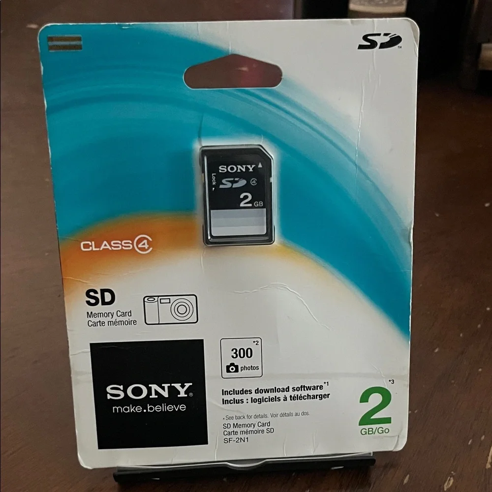 Sony SD Memory Card 2GB Teal & White Packaging NWT!!! Sealed